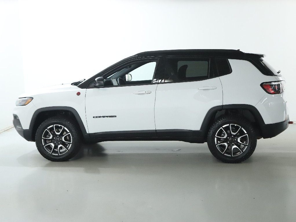 2025 Jeep Compass Trailhawk 4x4