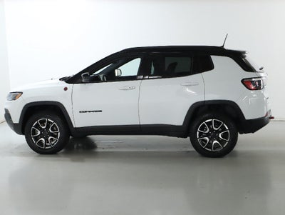 2025 Jeep Compass Trailhawk 4x4