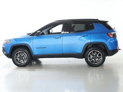 2025 Jeep Compass Trailhawk 4x4