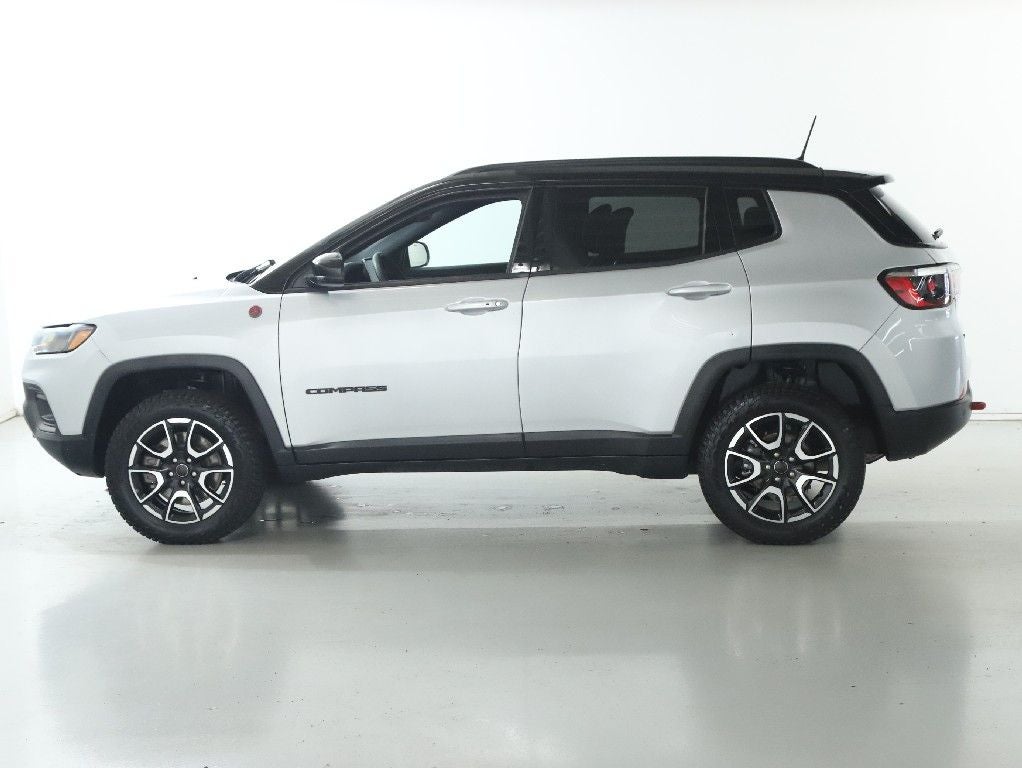 2025 Jeep Compass Trailhawk 4x4