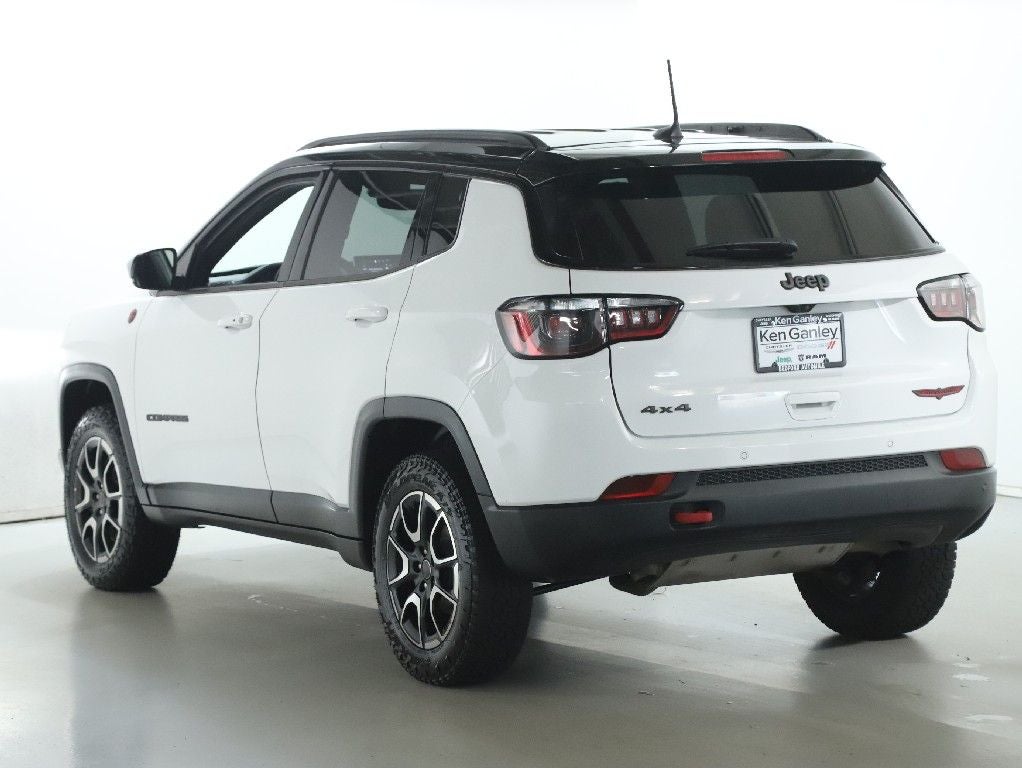 2025 Jeep Compass Trailhawk 4x4