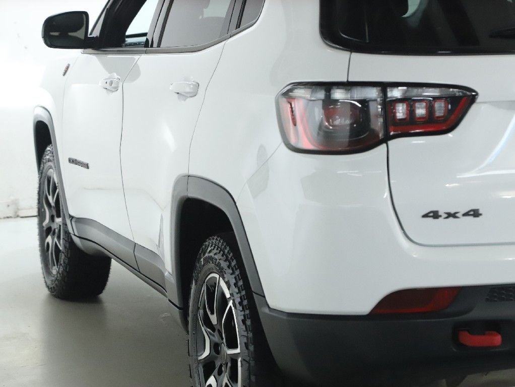 2025 Jeep Compass Trailhawk 4x4