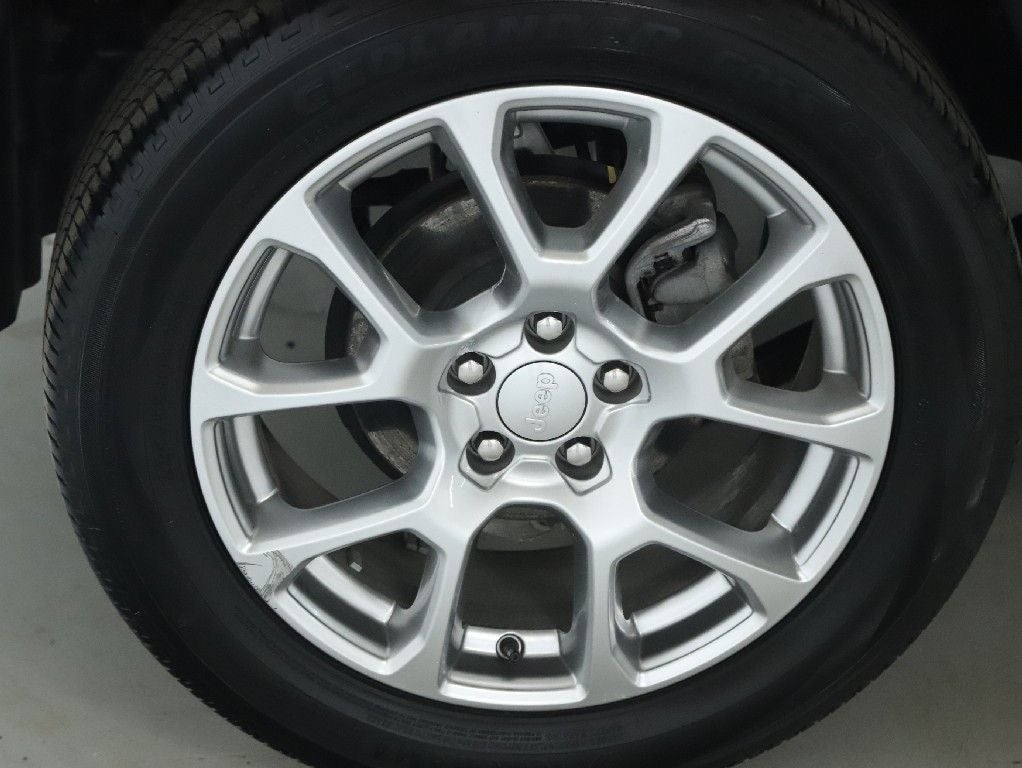 2024 Jeep Compass Latitude Lux FWD