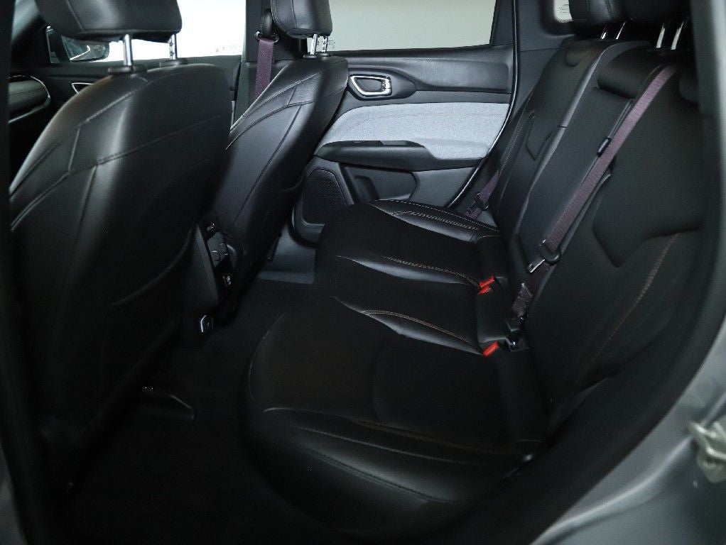 2024 Jeep Compass Latitude Lux FWD