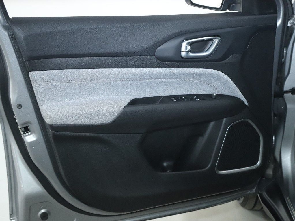 2024 Jeep Compass Latitude Lux FWD