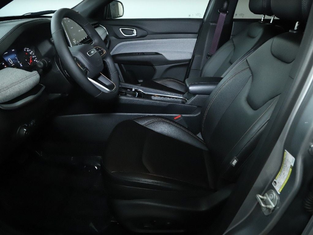 2024 Jeep Compass Latitude Lux FWD