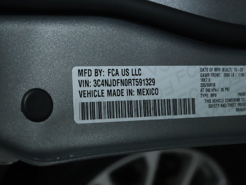 2024 Jeep Compass Latitude Lux FWD