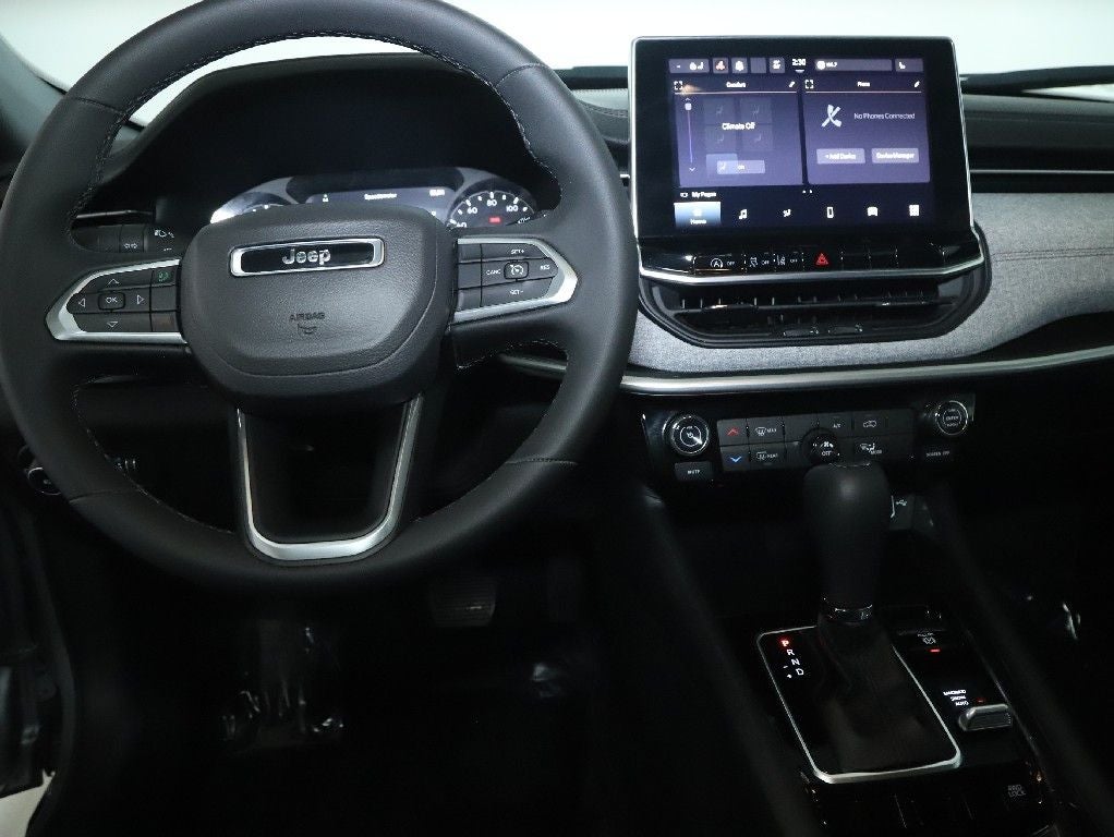 2024 Jeep Compass Latitude Lux FWD