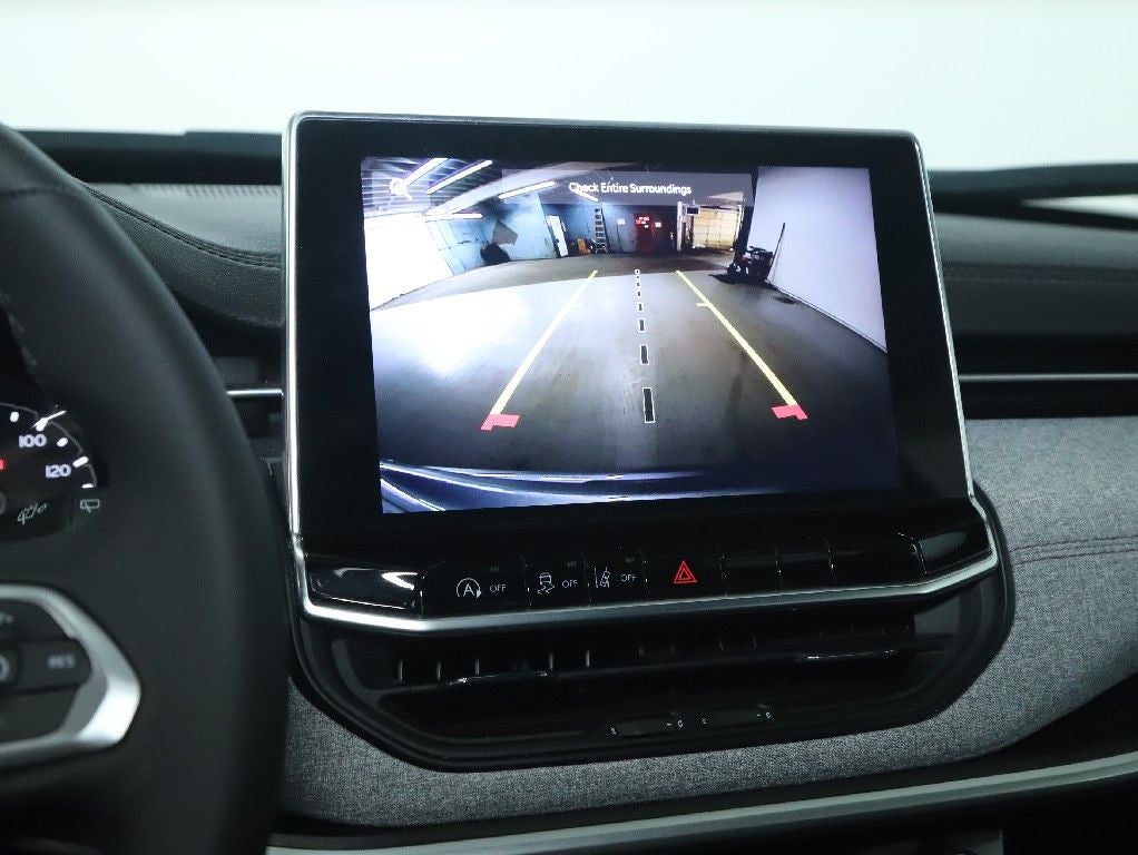 2024 Jeep Compass Latitude Lux FWD