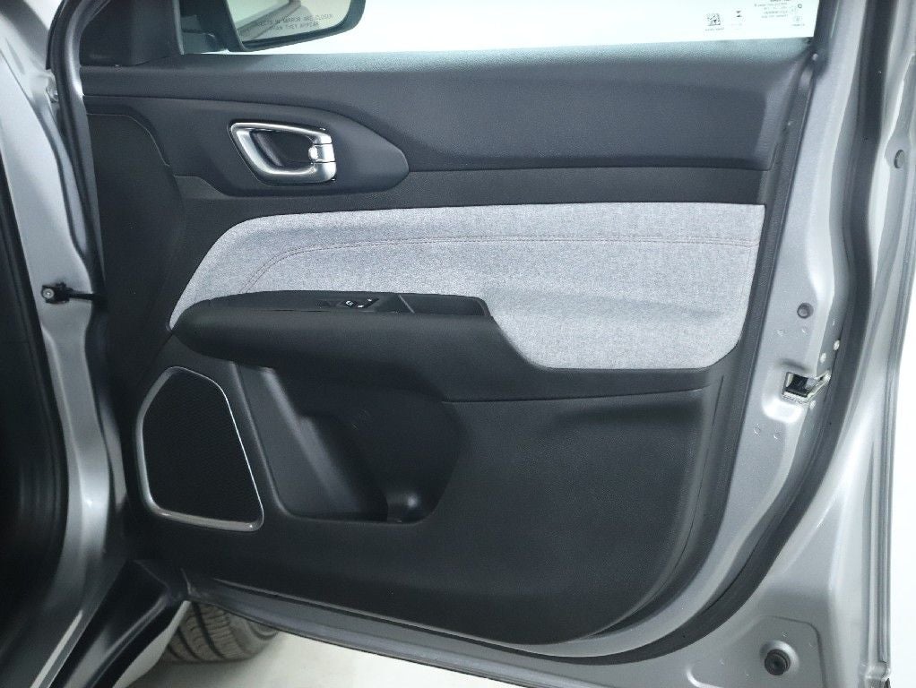 2024 Jeep Compass Latitude Lux FWD