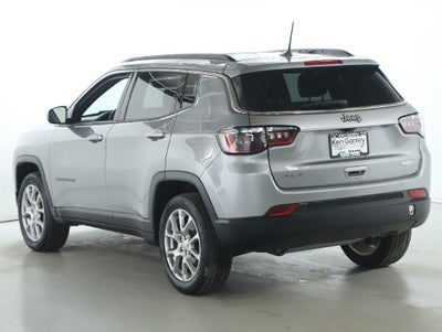 2024 Jeep Compass Latitude Lux FWD