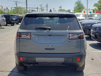 2026 Jeep Cherokee CHEROKEE LAREDO 4X4