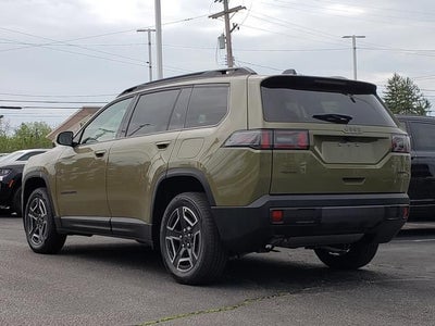 2026 Jeep Cherokee CHEROKEE LAREDO 4X4