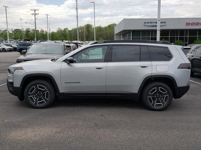 2026 Jeep Cherokee CHEROKEE LAREDO 4X4
