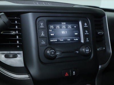 2024 RAM 3500 Tradesman Crew Cab 4x4 6'4' Box