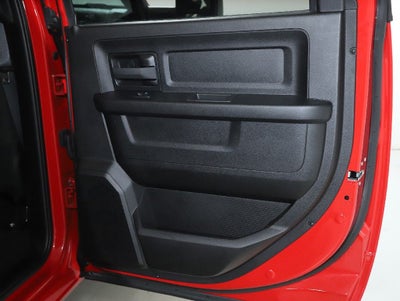2024 RAM 3500 Tradesman Crew Cab 4x4 6'4' Box