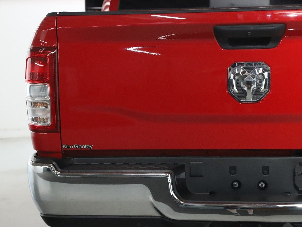 2024 RAM 3500 Tradesman Crew Cab 4x4 6'4' Box