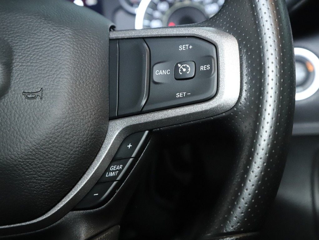 2024 RAM 3500 Tradesman Crew Cab 4x4 6'4' Box