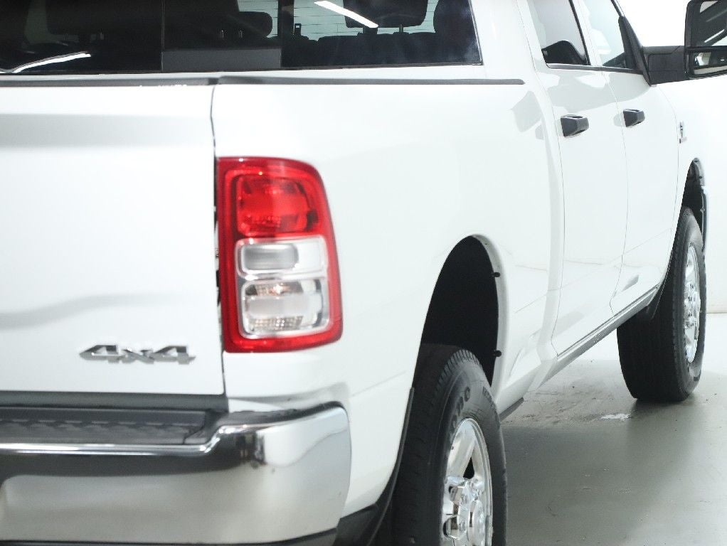 2024 RAM 3500 Tradesman Crew Cab 4x4 6'4' Box