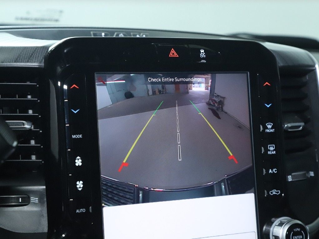 2025 RAM 2500 Big Horn Crew Cab 4x4 6'4' Box