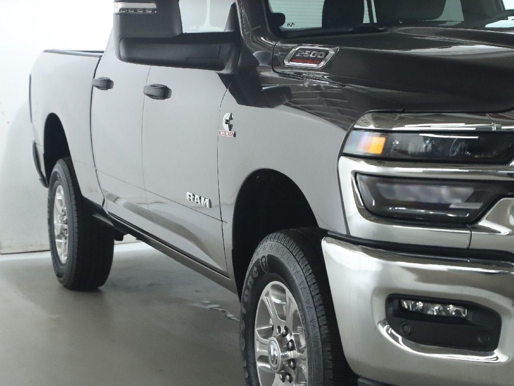 2025 RAM 2500 Big Horn Crew Cab 4x4 6'4' Box