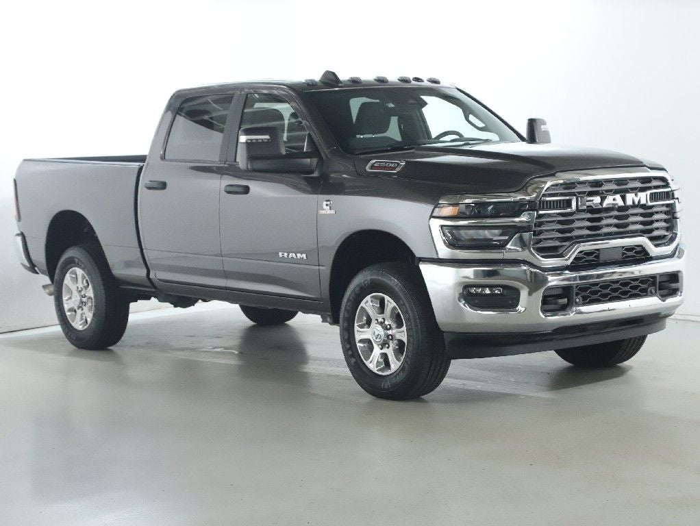 2025 RAM 2500 Big Horn Crew Cab 4x4 6'4' Box