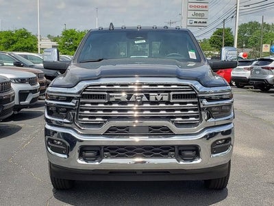 2026 RAM Ram 3500 RAM 3500 LIMITED CREW CAB 4X4 8' BOX