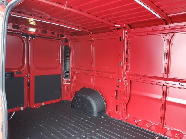 2025 RAM Ram ProMaster RAM PROMASTER 2500 TRADESMAN CARGO VAN LOW ROOF 136' WB