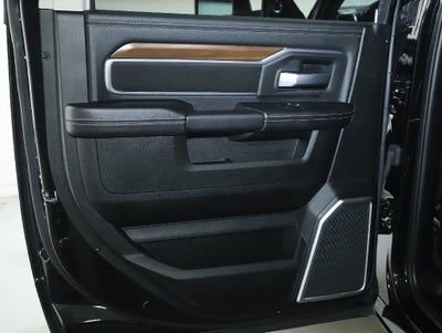 2024 RAM 2500 Laramie Crew Cab 4x4 6'4' Box