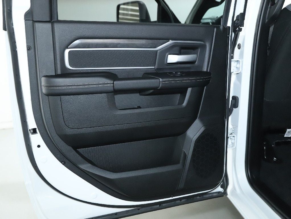 2024 RAM 4500 Chassis Tradesman/SLT/Laramie/Limited