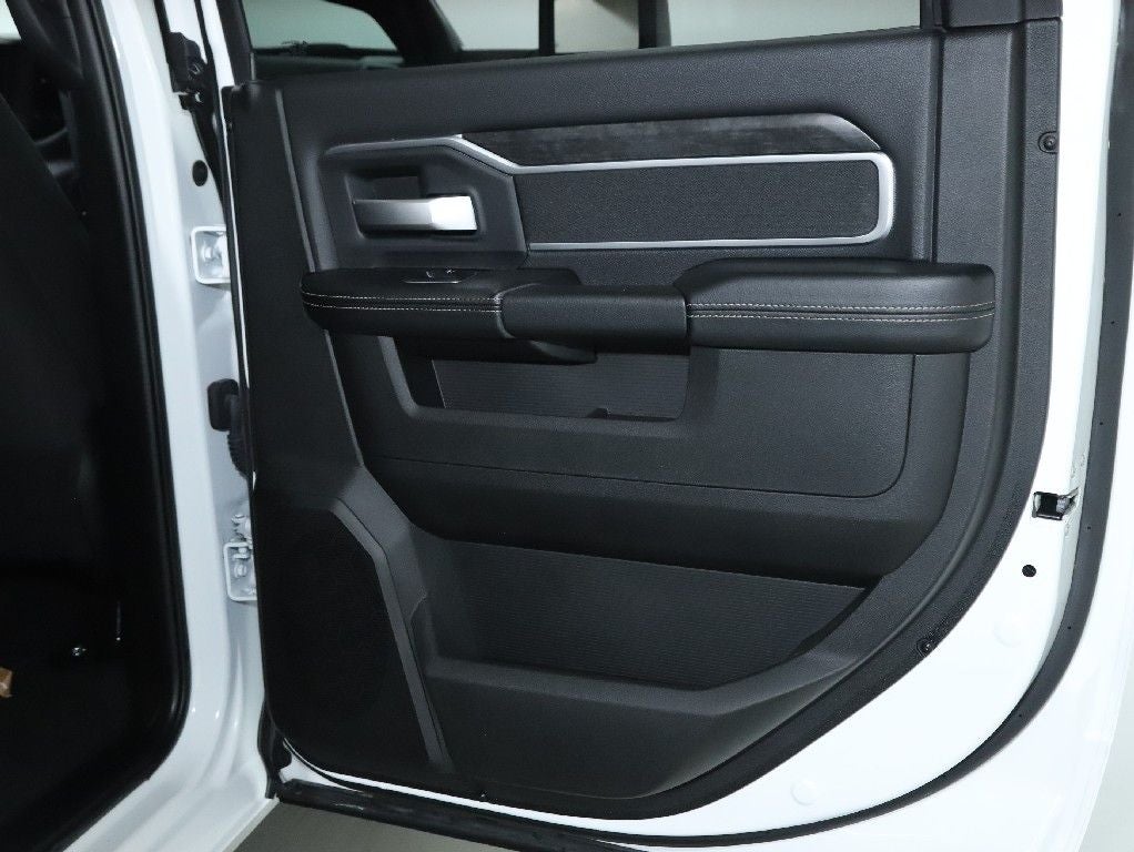 2024 RAM 4500 Chassis Tradesman/SLT/Laramie/Limited