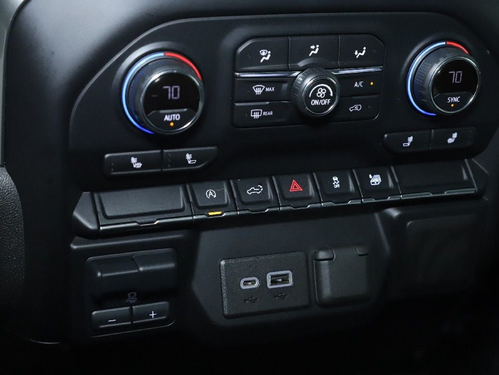 2021 Chevrolet Silverado 1500 4WD Crew Cab Short Bed RST