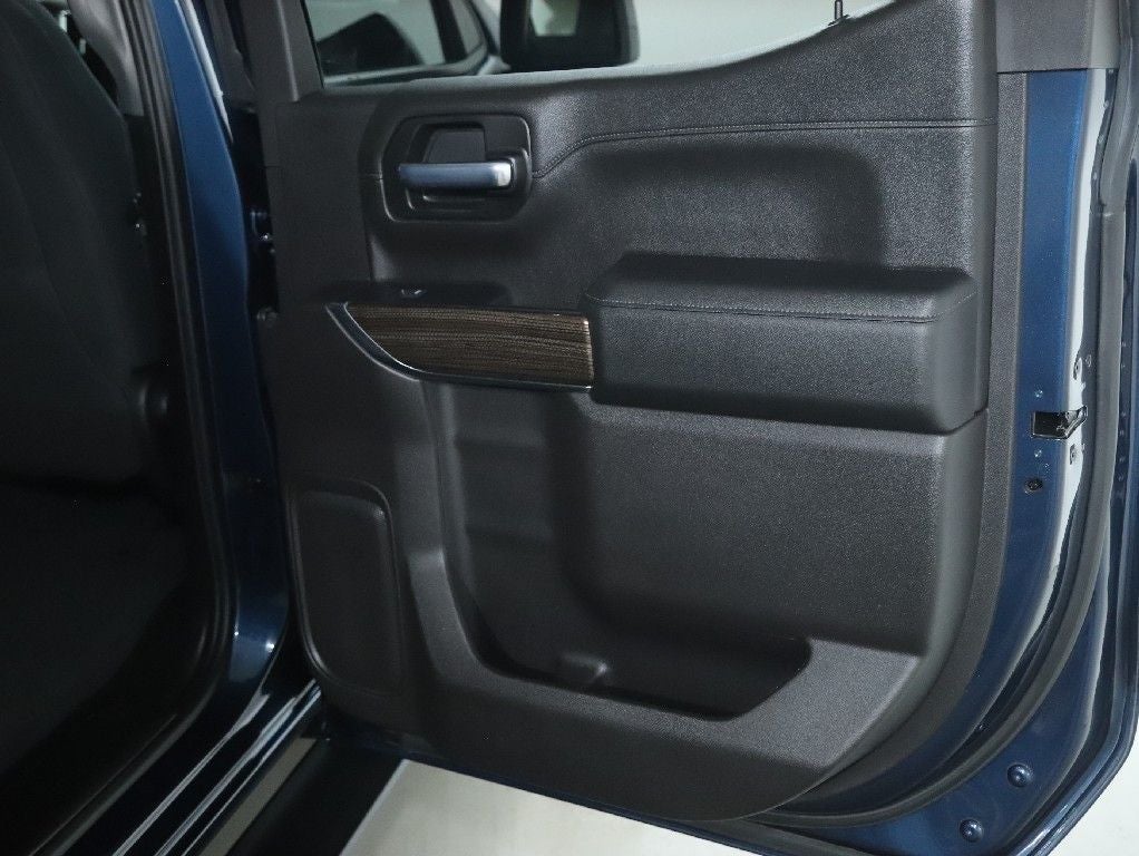 2021 Chevrolet Silverado 1500 4WD Crew Cab Short Bed RST