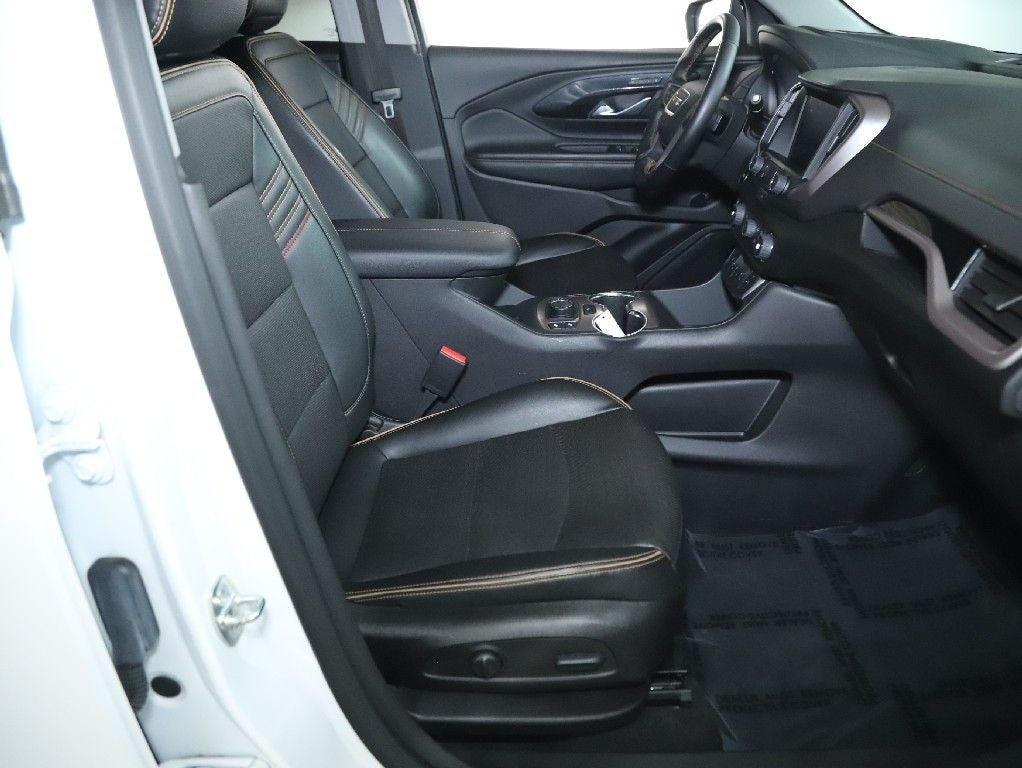 2023 GMC Terrain AWD AT4