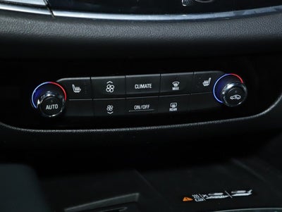 2023 Buick Enclave Essence AWD