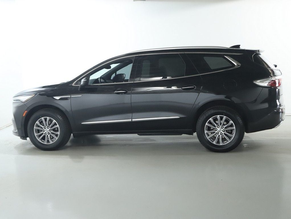 2023 Buick Enclave Essence AWD