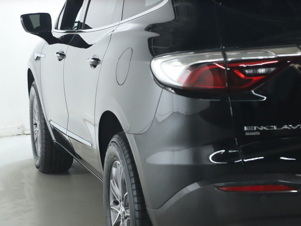 2023 Buick Enclave Essence AWD