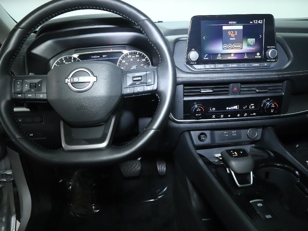 2025 Nissan Rogue SV FWD