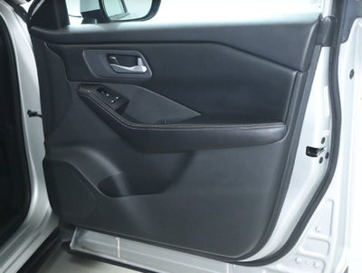 2025 Nissan Rogue SV FWD