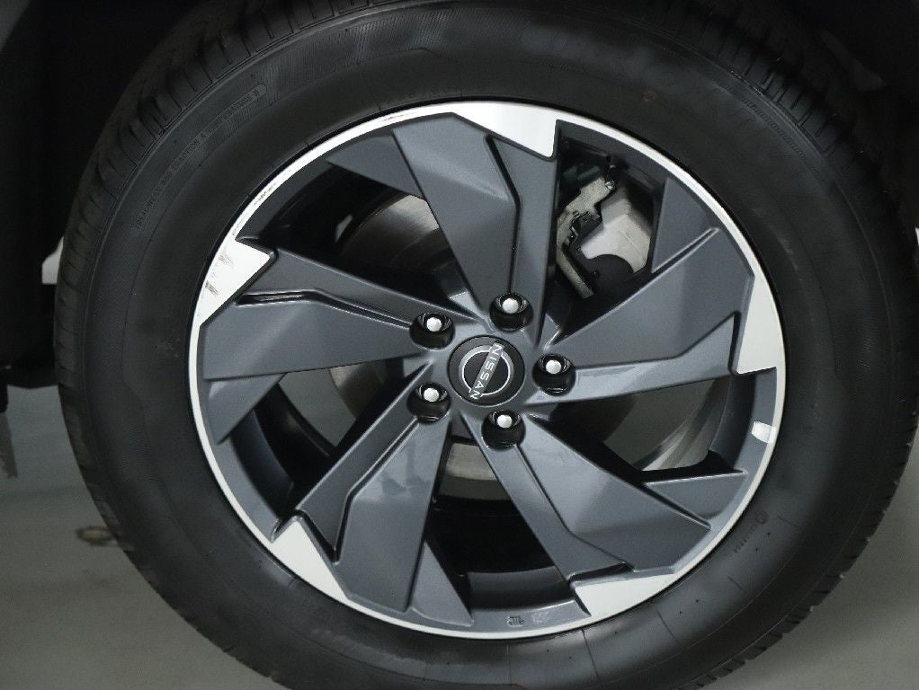 2025 Nissan Rogue SV FWD