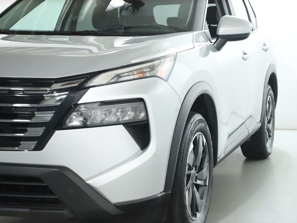 2025 Nissan Rogue SV FWD