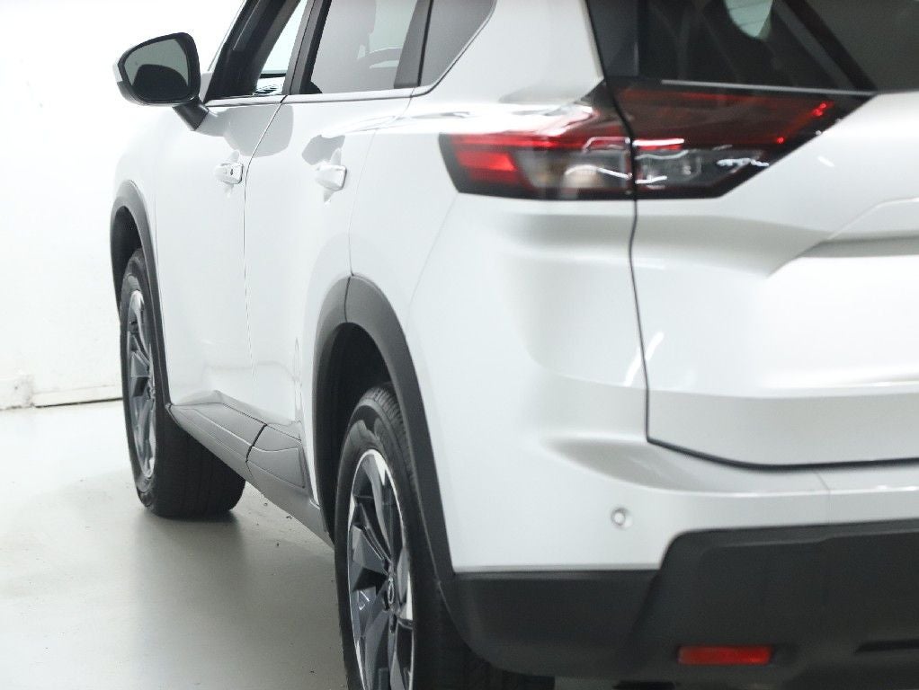 2025 Nissan Rogue SV FWD