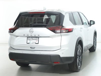 2025 Nissan Rogue SV FWD
