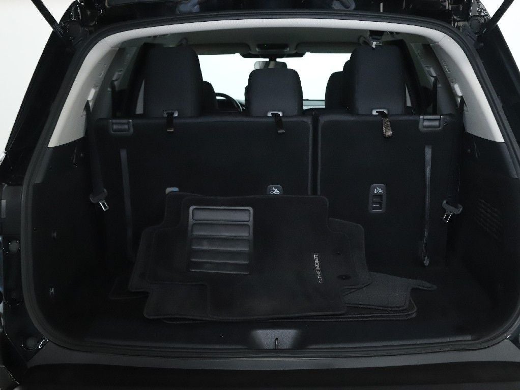 2022 Nissan Pathfinder SV 4WD