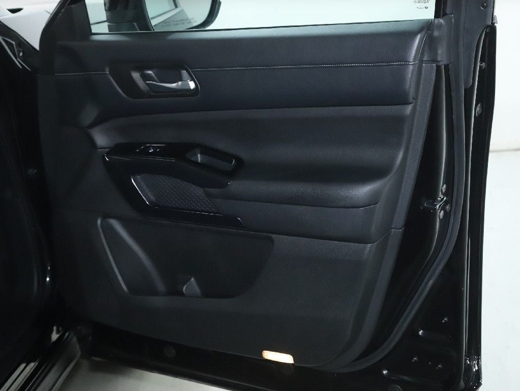 2022 Nissan Pathfinder SV 4WD