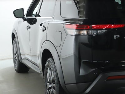 2022 Nissan Pathfinder SV 4WD