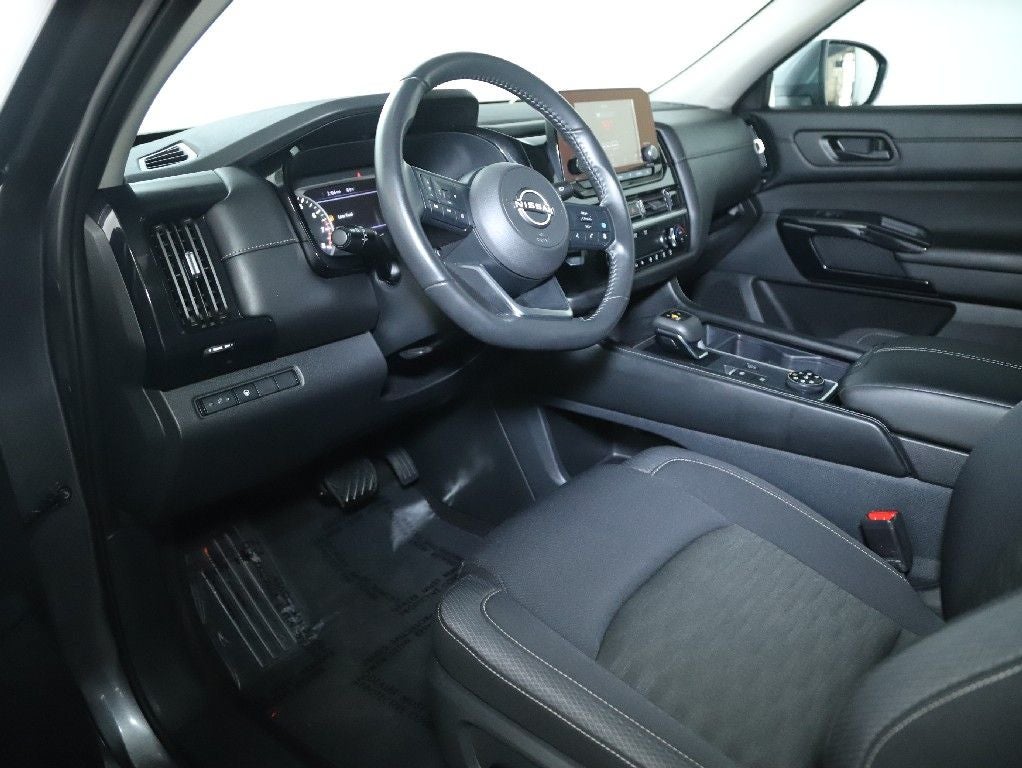 2024 Nissan Pathfinder SV 4WD