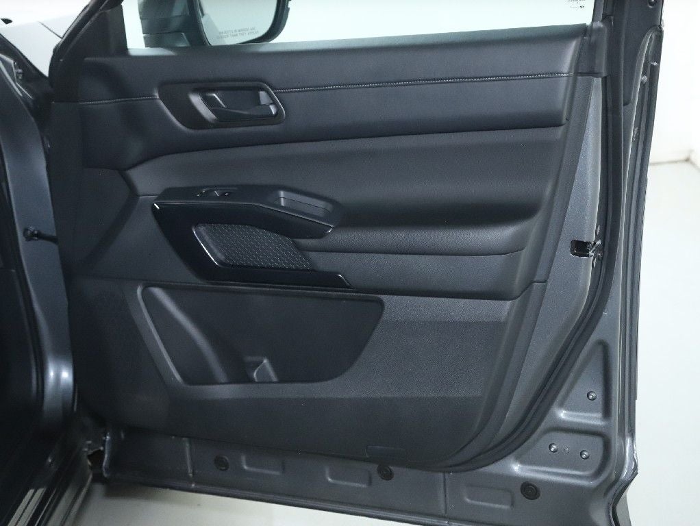 2024 Nissan Pathfinder SV 4WD