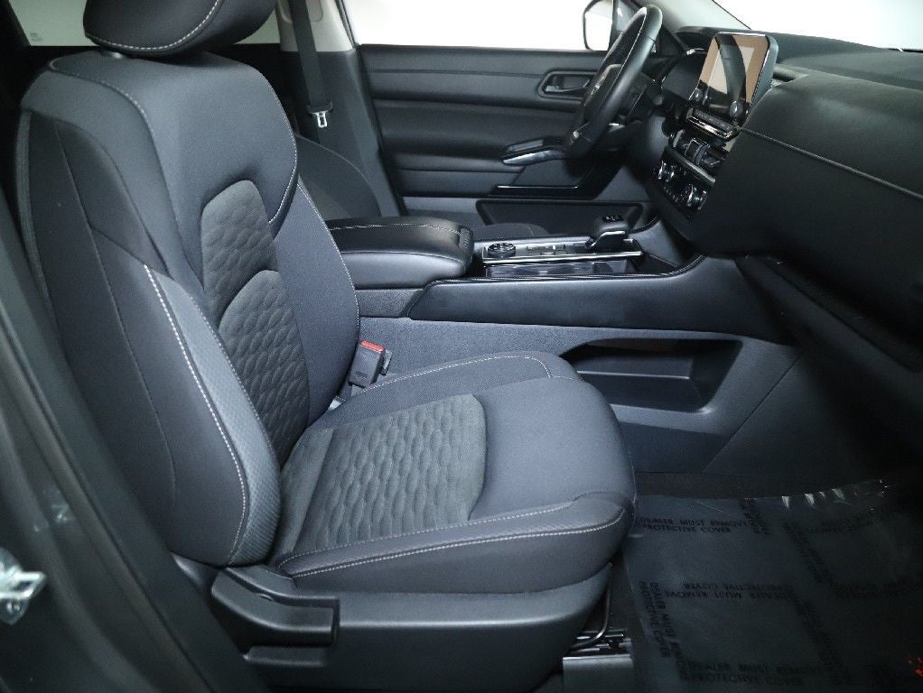 2024 Nissan Pathfinder SV 4WD