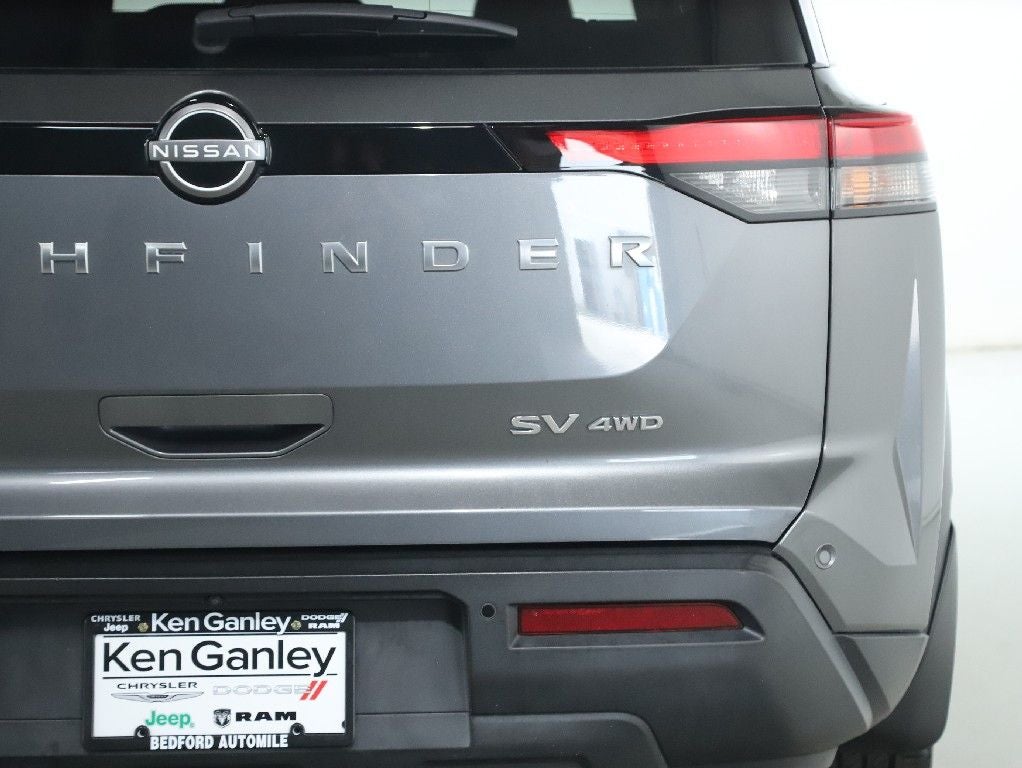 2024 Nissan Pathfinder SV 4WD